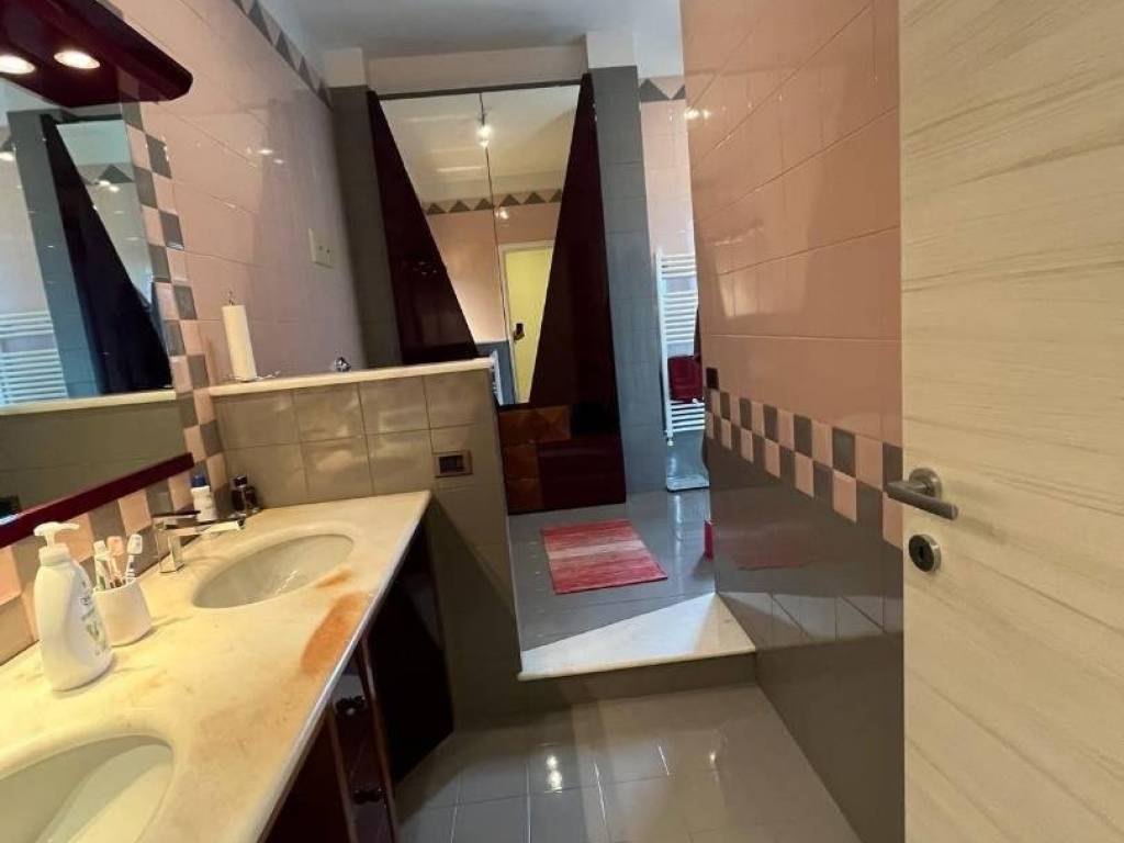 Appartamento a Catanzaro in Via biagio miraglia - Foto 4