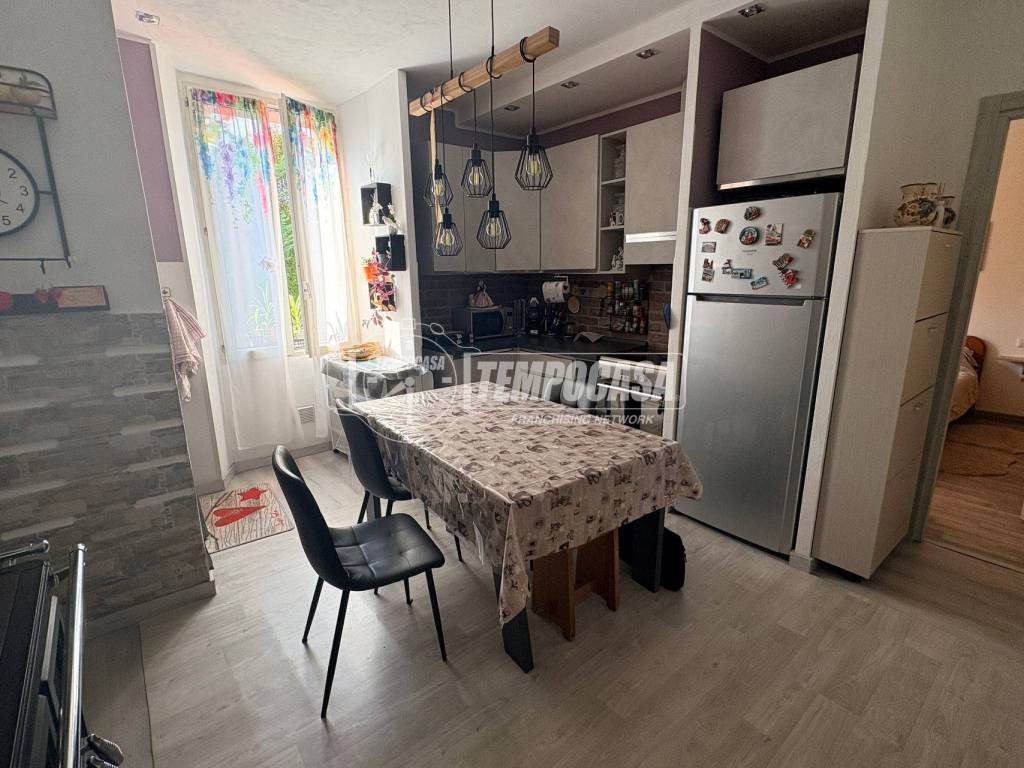 Appartamento a Grandate in Via Giovio 8 - Foto 2