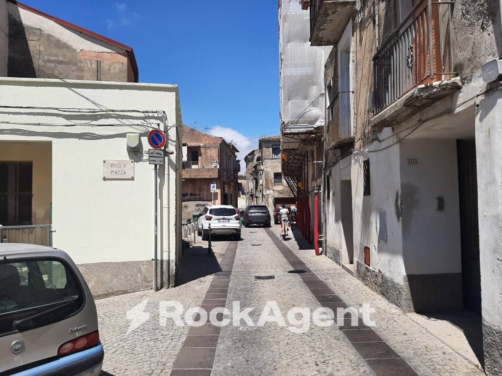 Appartamento a Catanzaro in Via Pubblica Istruzione, 10 - Foto 2