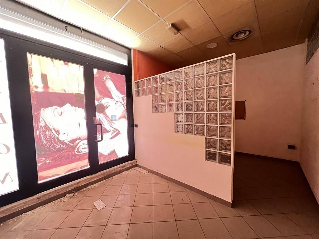 Immobile a Modugno in VIALE DELLA REPUBBLICA - Foto 3