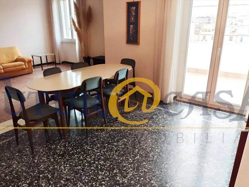 Attico / mansarda a Cagliari in Via San Gregorio Magno - Foto 2