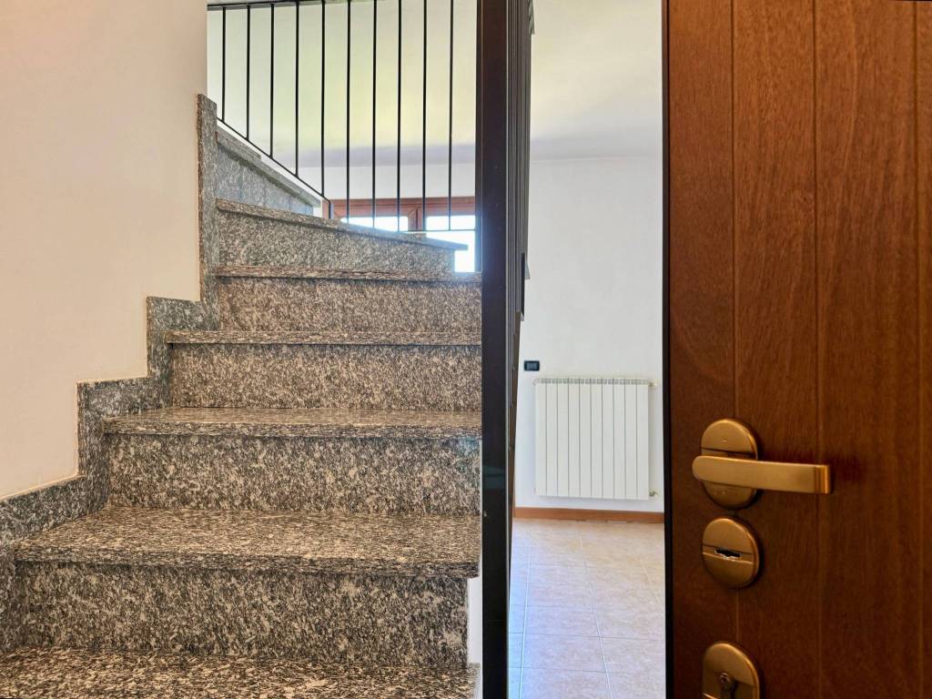 Appartamento a Imbersago in Via Colombè - Foto 4