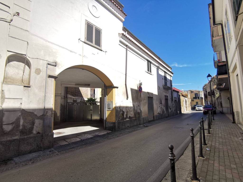 Palazzo / stabile a San nicola la strada in Via Santa Croce, 31 - Foto 3