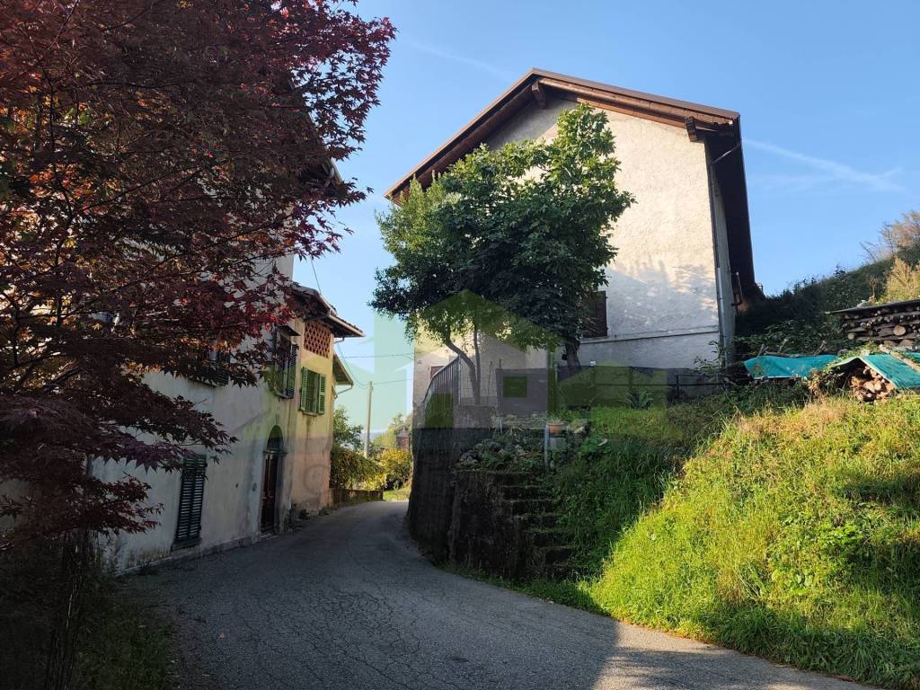Casa indipendente a Borgosesia in lovario - Foto 3