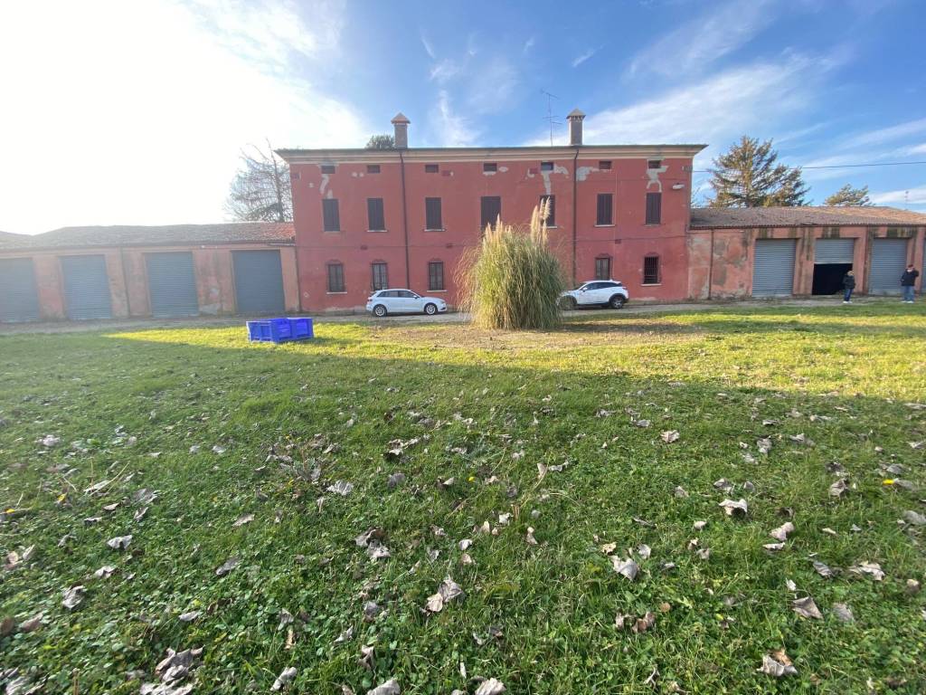 Villa a Bondeno in Via Provinciale, 78 - Foto 3