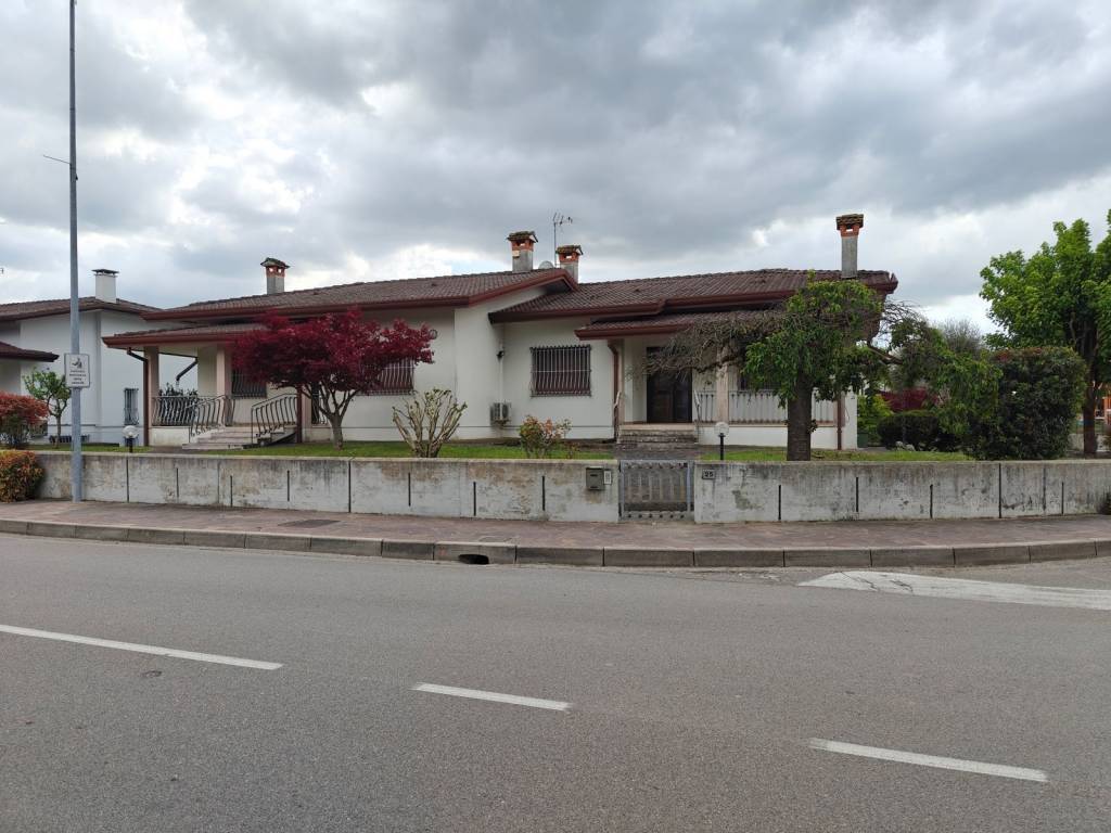 Villetta a schiera a Pravisdomini in Via Panigai, 23 - Foto 2