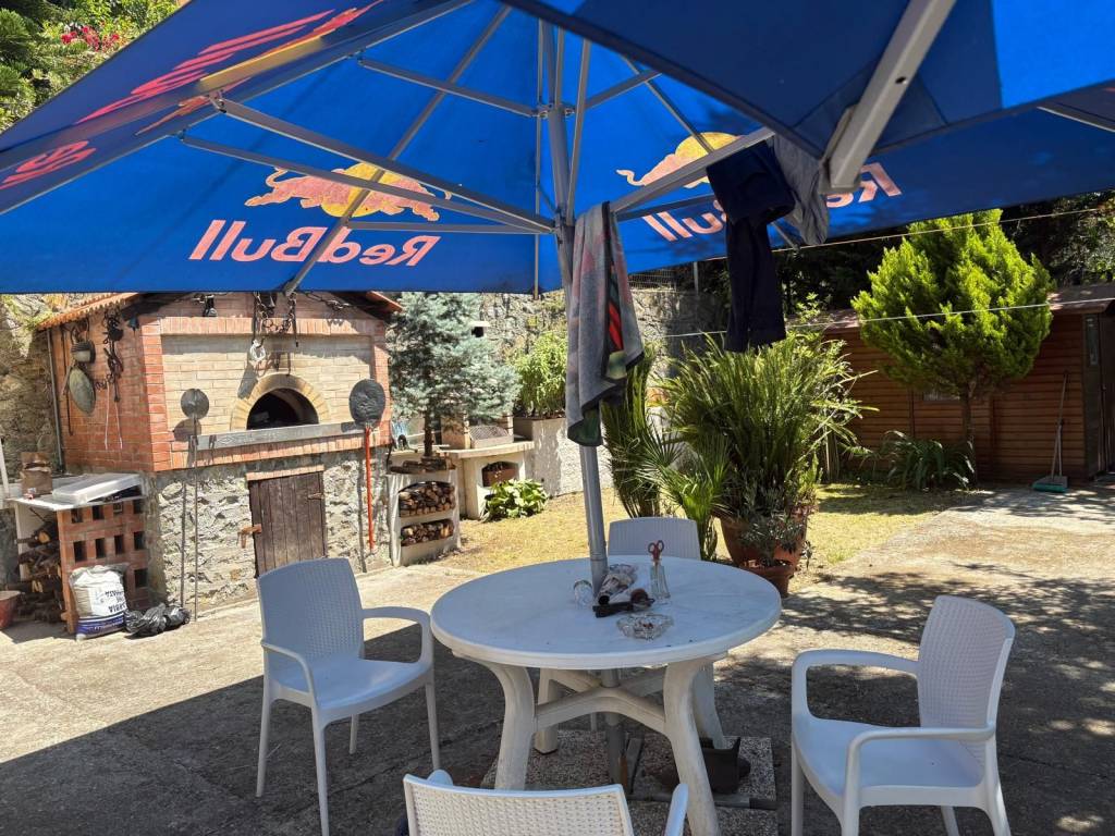 Villa a Cogoleto in Strada Provinciale di Sciarborasca - Foto 4