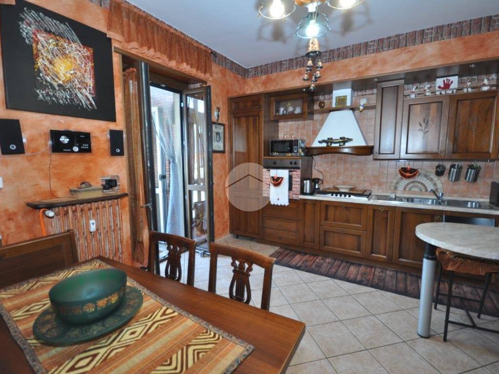 Appartamento a Druento in Via Toscanini, 9 - Foto 2