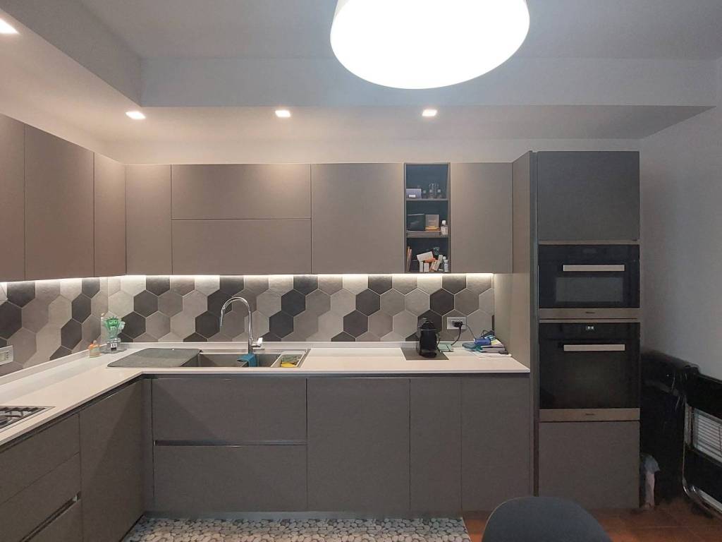 Villa a Lonate pozzolo in Via Sant'Antonino, 30 - Foto 2