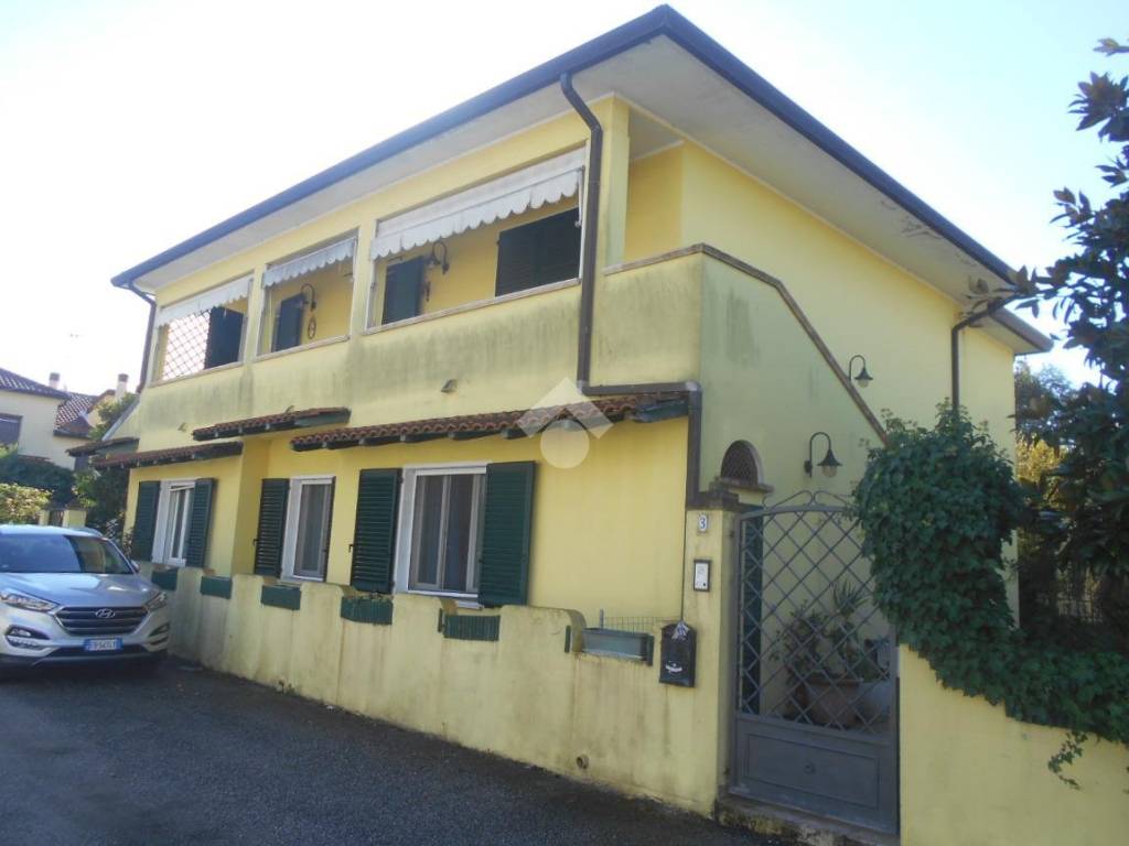 Appartamento a Comacchio in Via enrico toti, 3 - Foto 2