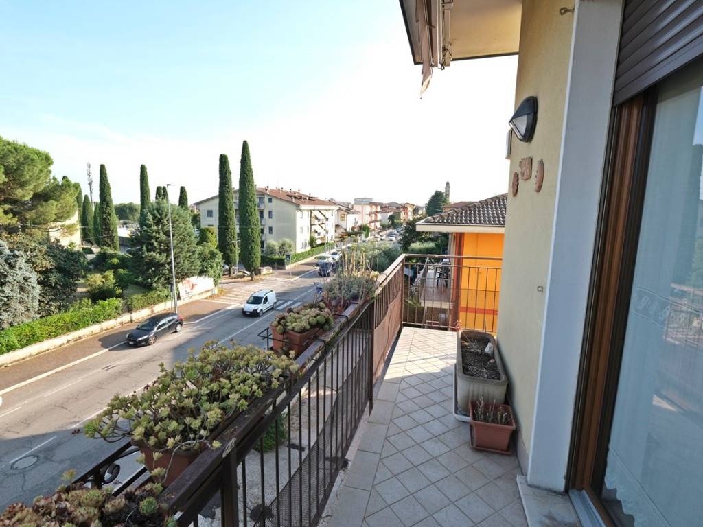 Appartamento a Villafranca di verona in Via Camillo Benso di Cavour - Foto 4