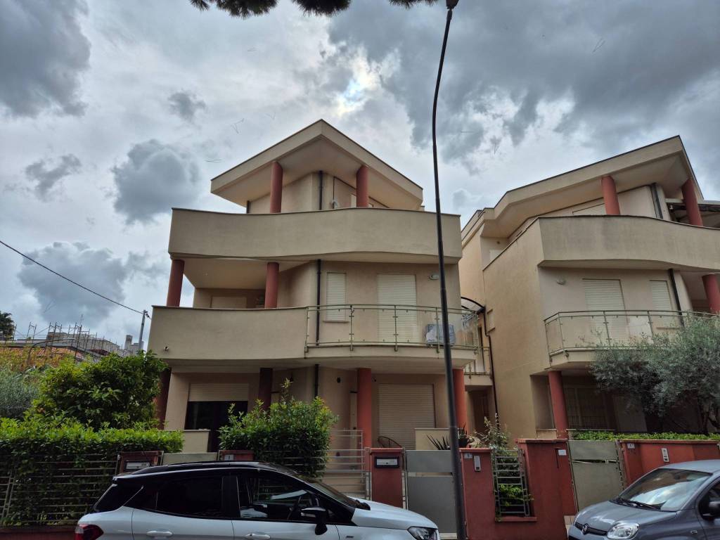 Appartamento a Riccione in Viale Gran Sasso - Foto 3
