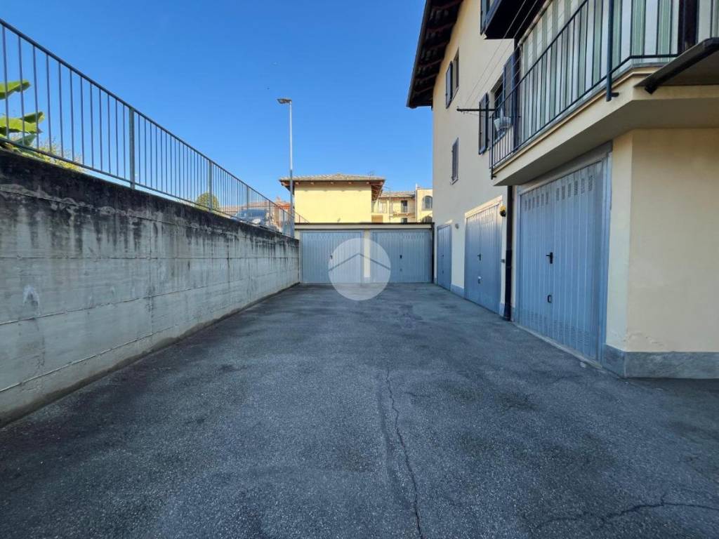 Box / garage a Barge in Viale Torino, 2 - Foto 4