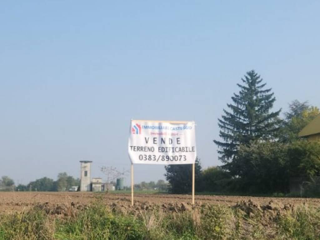 Terreno a Montebello della battaglia in via Carducci - Foto 4
