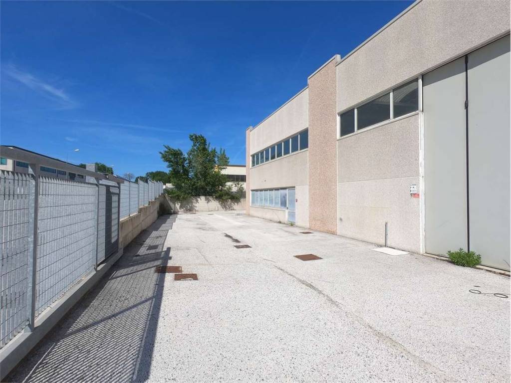 Immobile a San costanzo in via Vittorio Alfieri - Foto 3