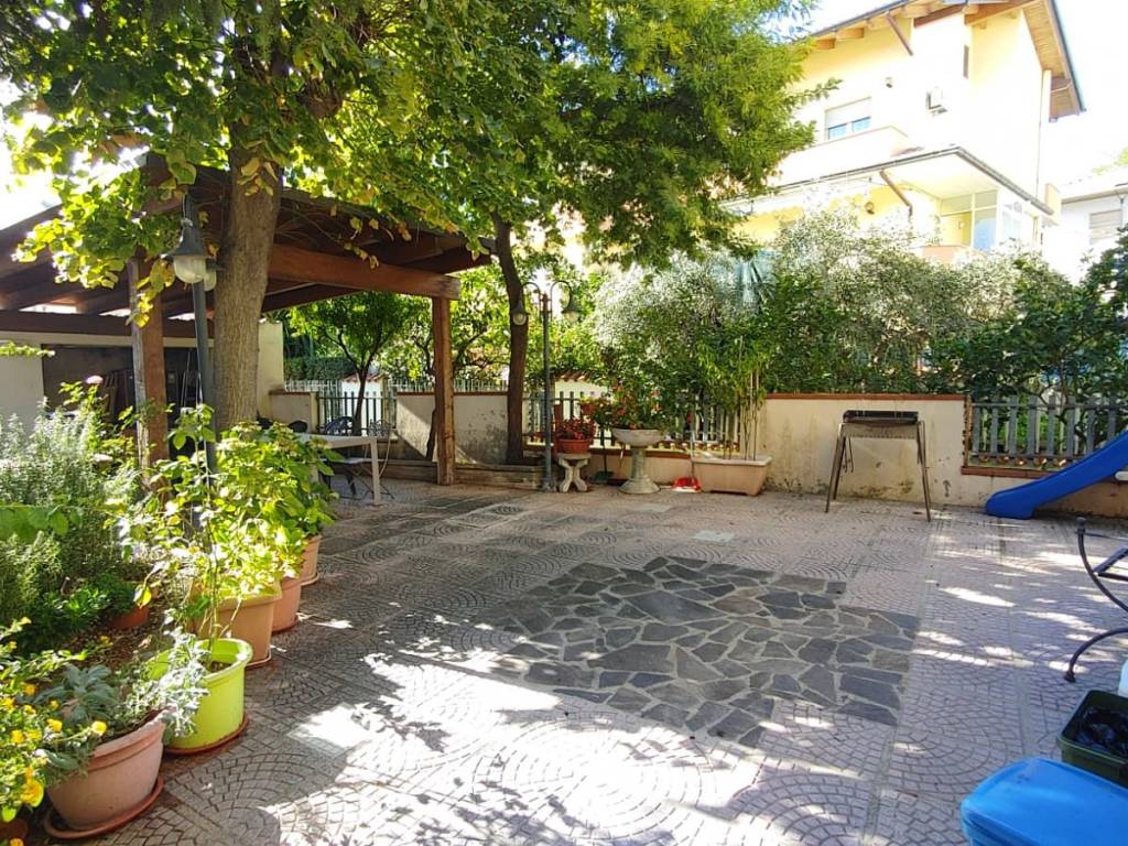 Appartamento a Silvi in Vicolo Don Sturzo, 2 - Foto 5