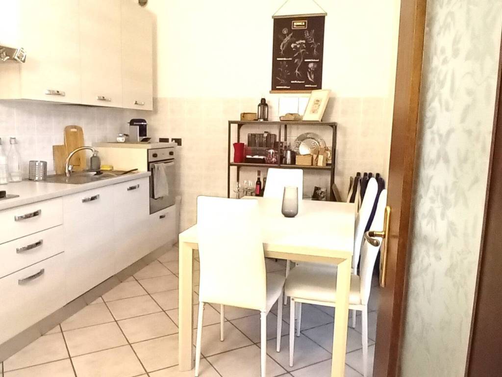 Appartamento a Nembro in Via Giuseppe Garibaldi - Foto 3