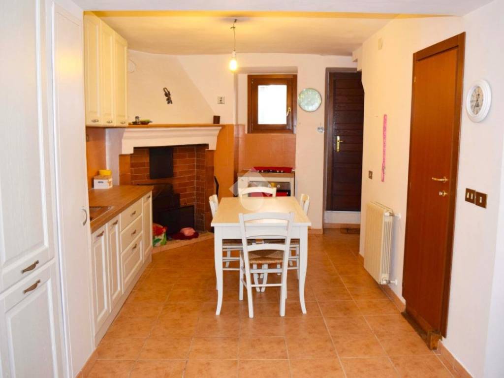 Casa indipendente a Tagliacozzo in Via Valeria, 81 - Foto 2