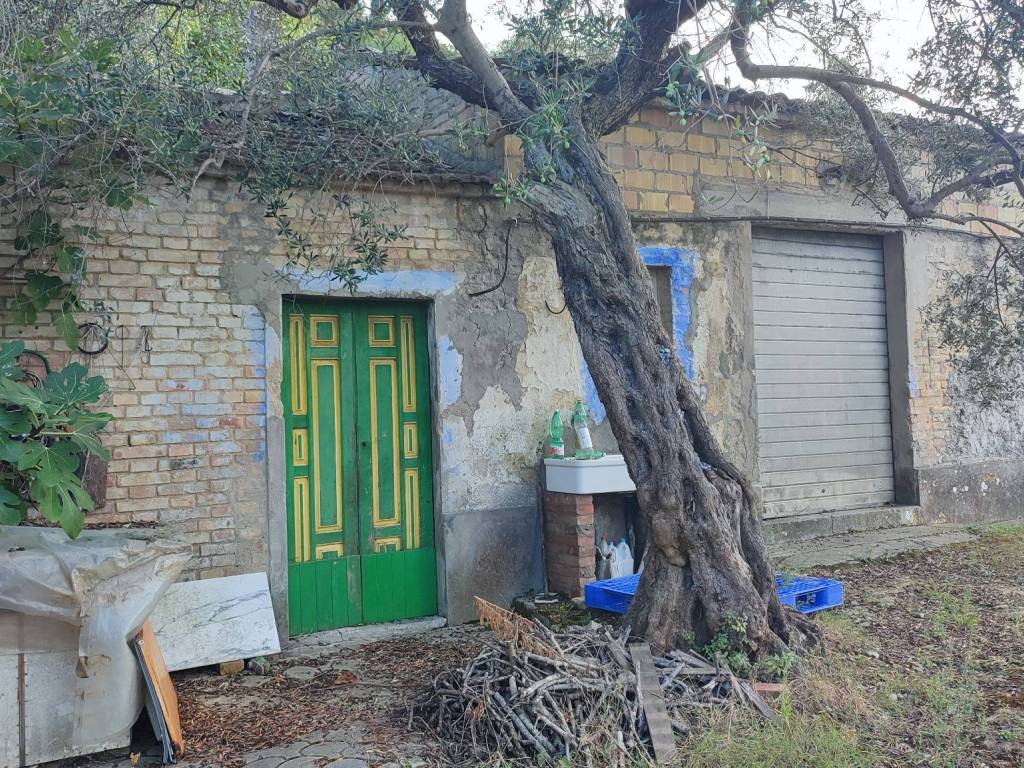 Terreno a Silvi in Strada Provinciale di Atri - Foto 3