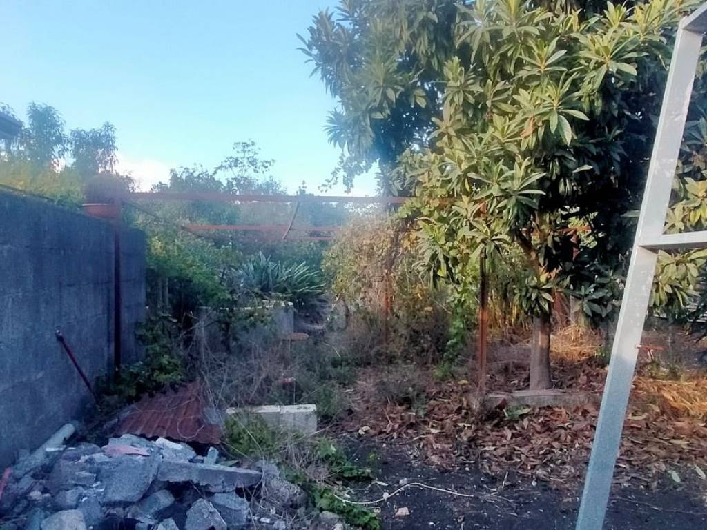 Casa indipendente a Giarre in Via Madonna della Libertà - Foto 4