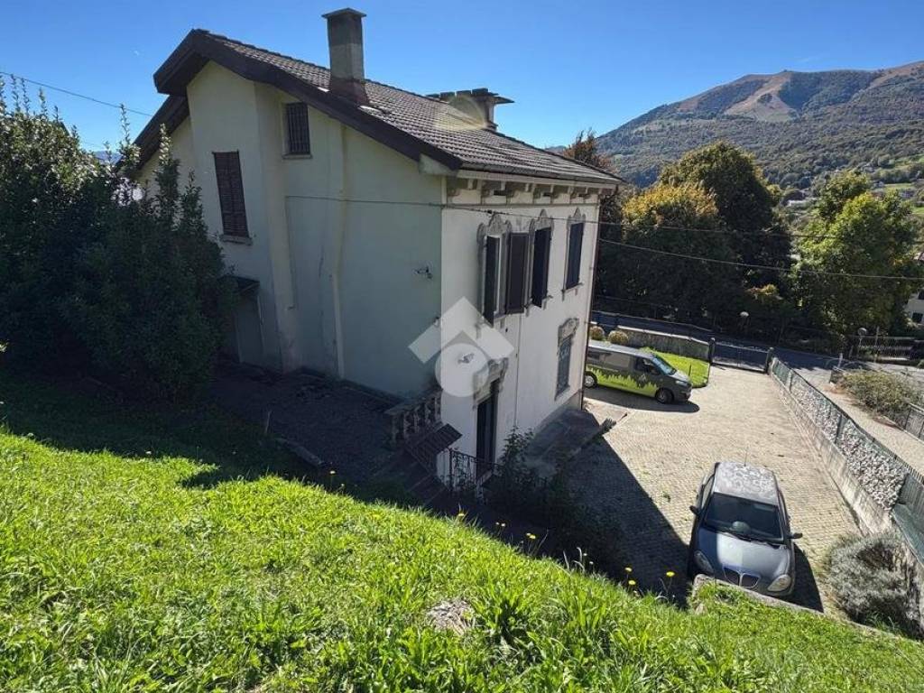 Villa a Centro valle intelvi in via Provinciale, 114 - Foto 3