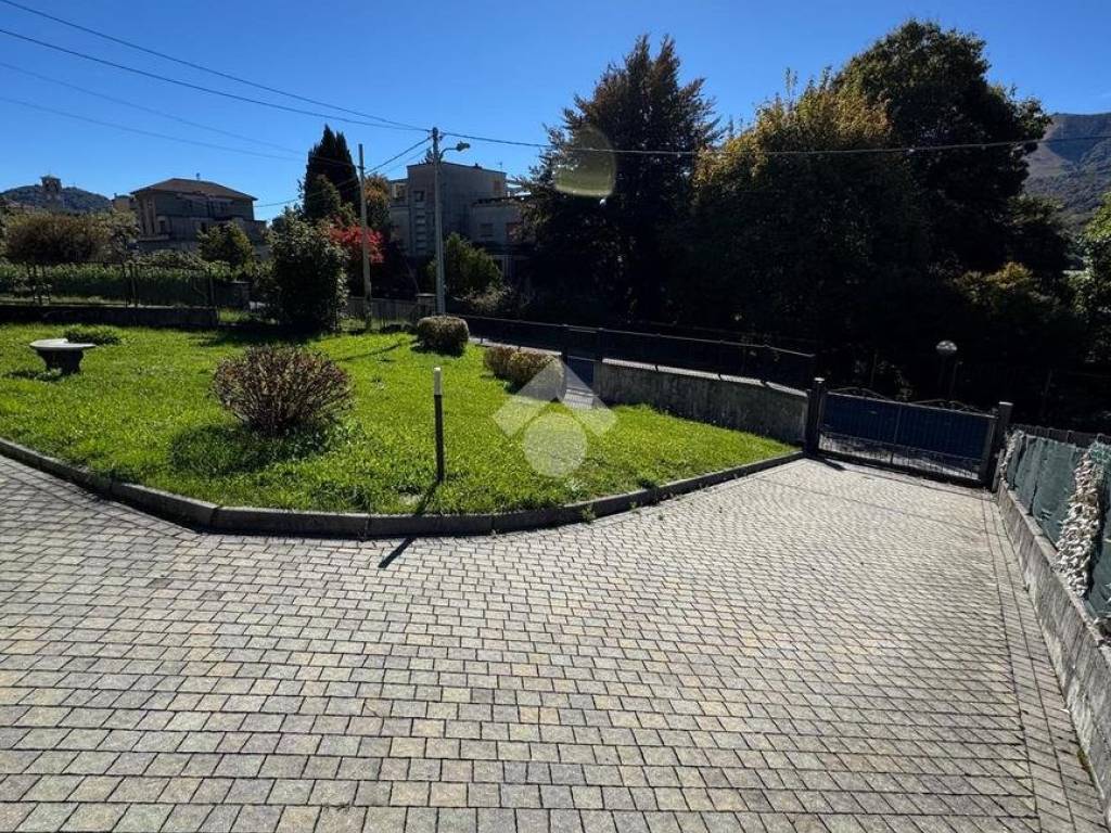 Villa a Centro valle intelvi in via Provinciale, 114 - Foto 4