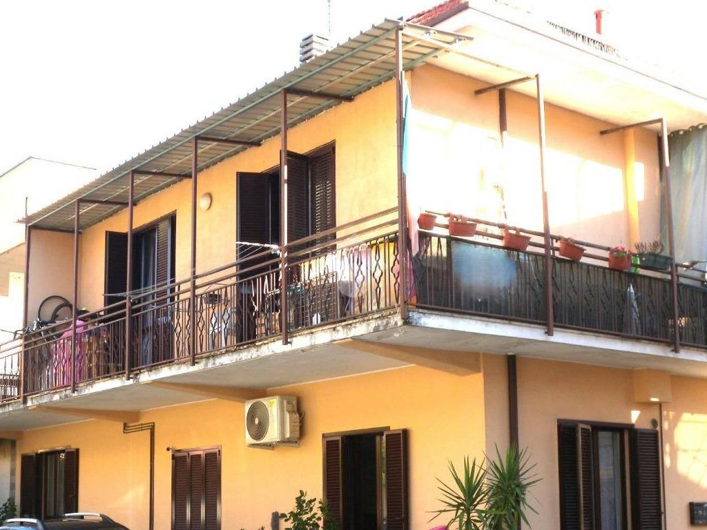Appartamento a Origgio in Piazza Immacolata, 11 - Foto 2