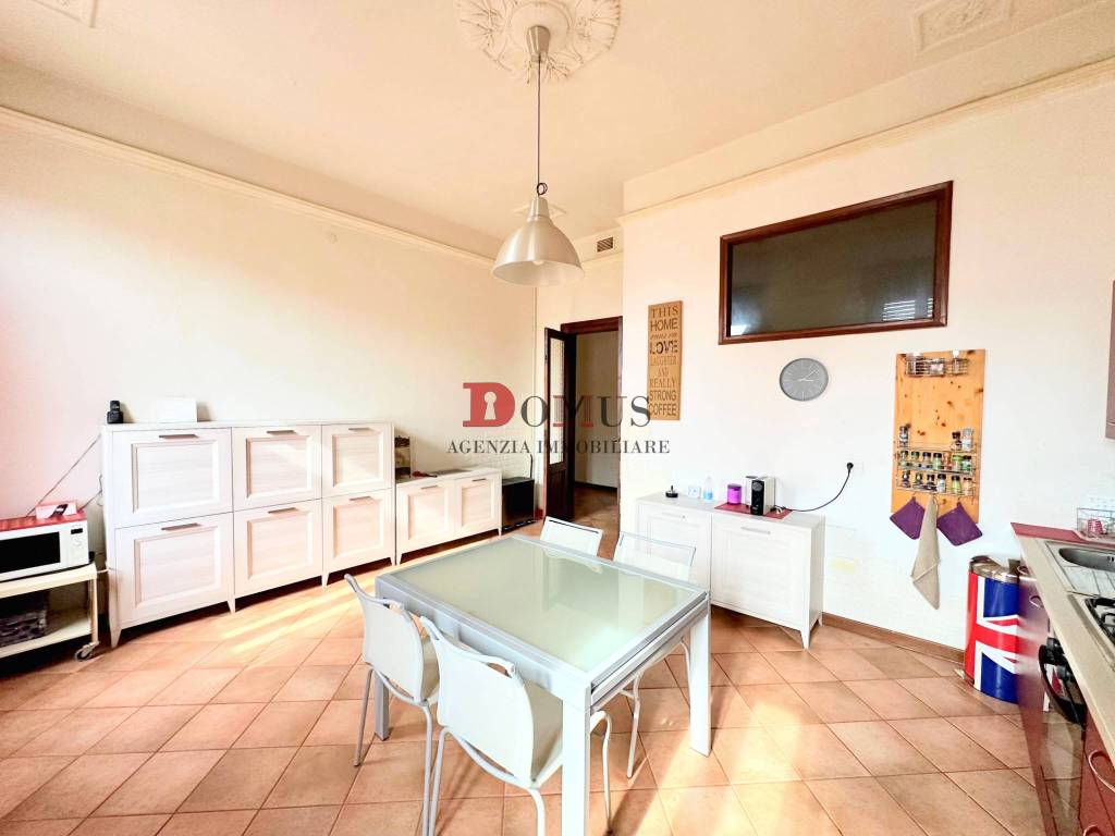 Appartamento a Mantova in Via Giuseppe Bertani, 16 - Foto 3