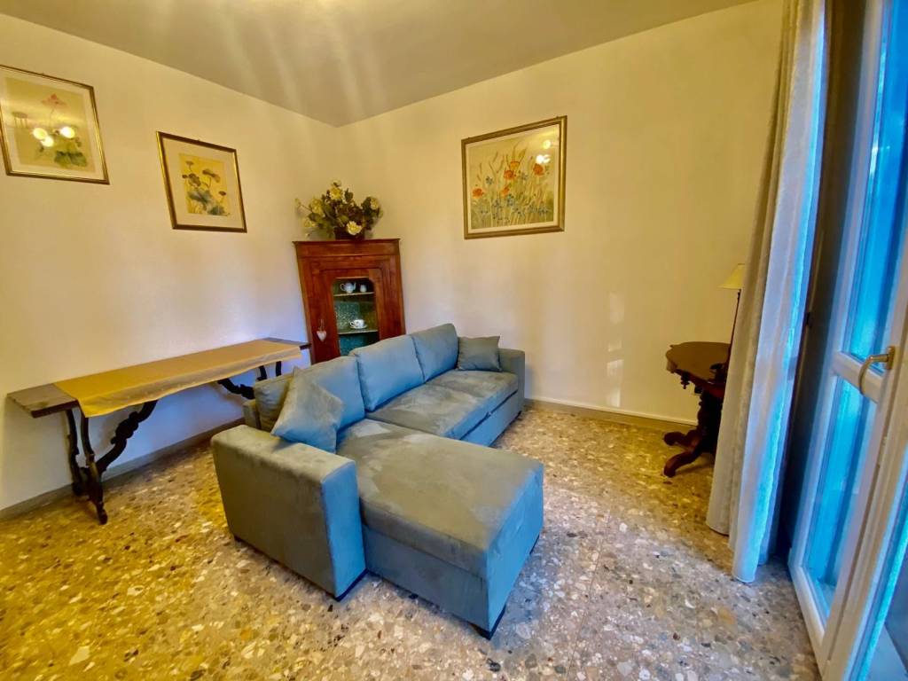 Appartamento a Modena in Viale Giovanni Amendola - Foto 5