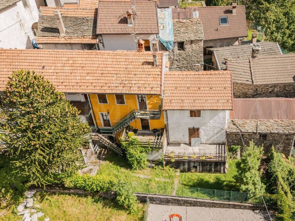 Casa indipendente a Valstrona in Via Monte Grappa, 5 - Foto 3