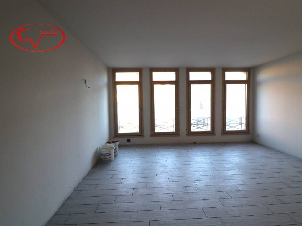 Appartamento a Montevarchi in Via Giovanni Pascoli - Foto 2