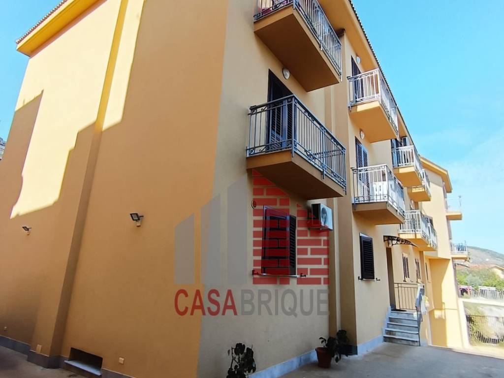 Appartamento a Santa flavia in Corso Filanger 147 - Foto 2
