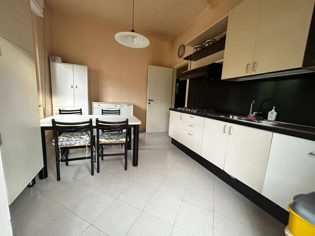 Appartamento a Sarzana in Via Angelo Lucri, 15 - Foto 4