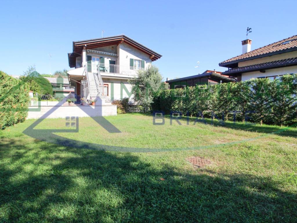Villa a Somma lombardo in Via Privata Gioacchino Rossini - Foto 4