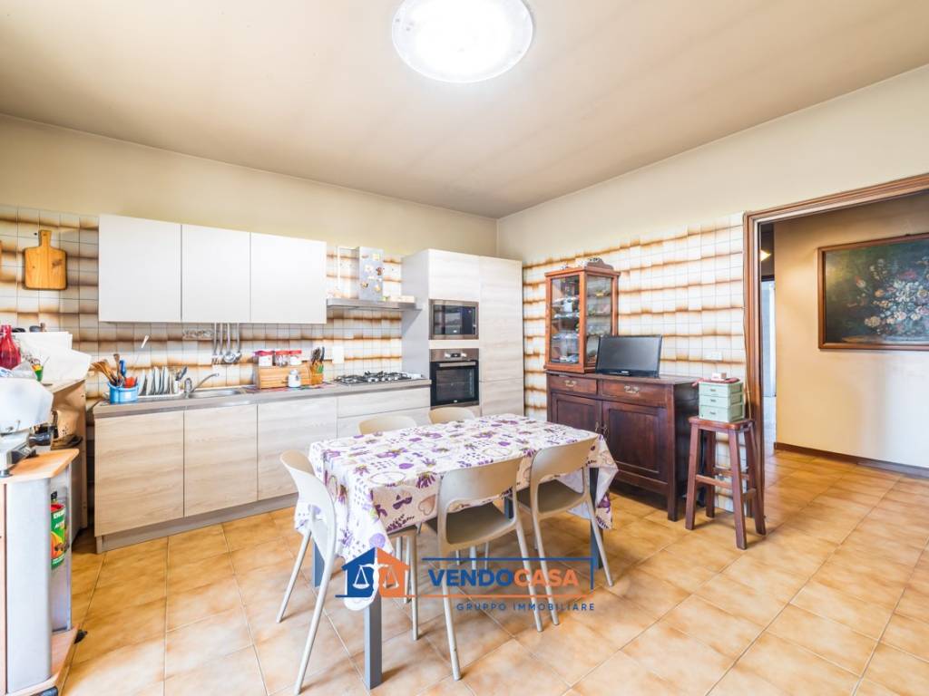 Appartamento a Busca in Via Bealotto, 12 - Foto 5