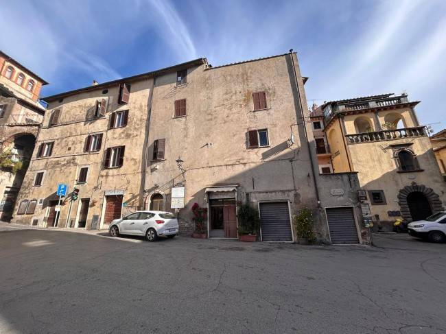 Appartamento a Orte in Piazza del Popolo - Foto 2