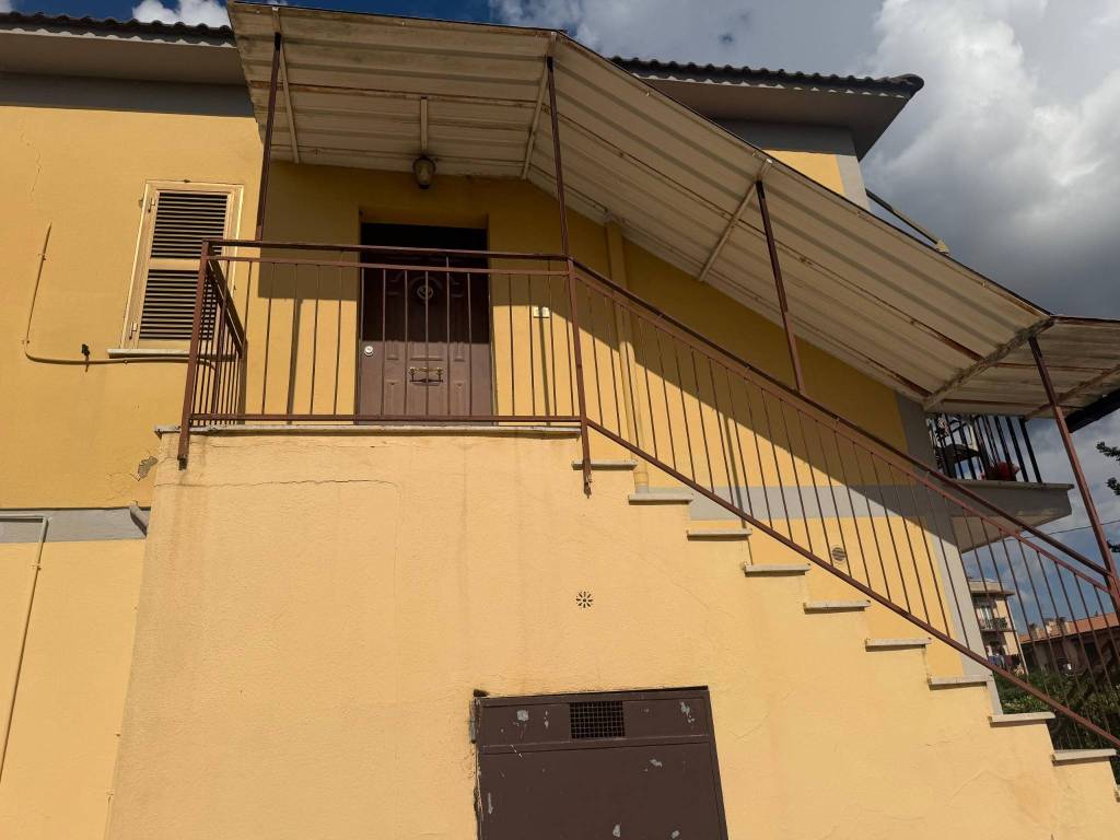 Villa a Lanuvio in Via Nettunense, 136 - Foto 4