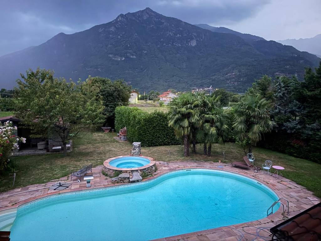 Villa a Borgofranco d'ivrea in Via Aosta, 175 - Foto 3