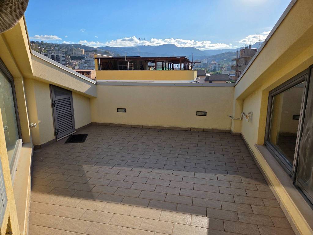 Appartamento a Reggio calabria in Vico Andiloro - Foto 5