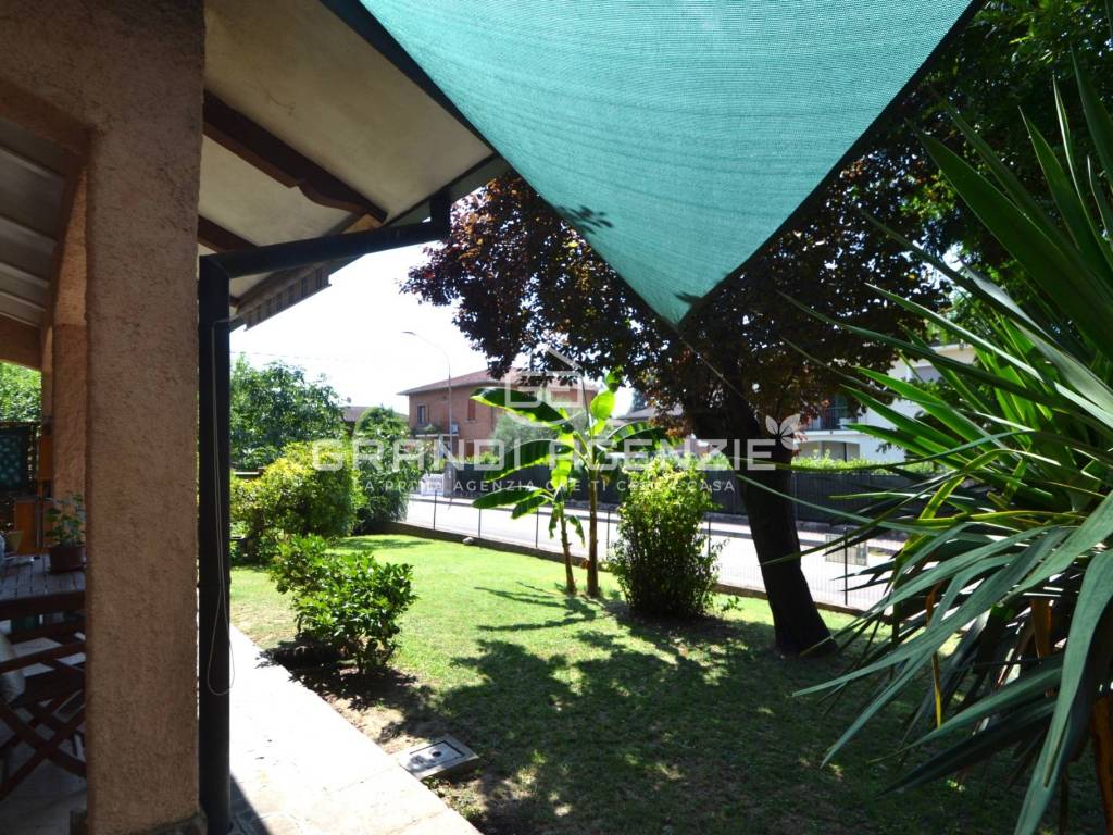 Villa a Montechiarugolo in Via Francesco Petrarca - Foto 3
