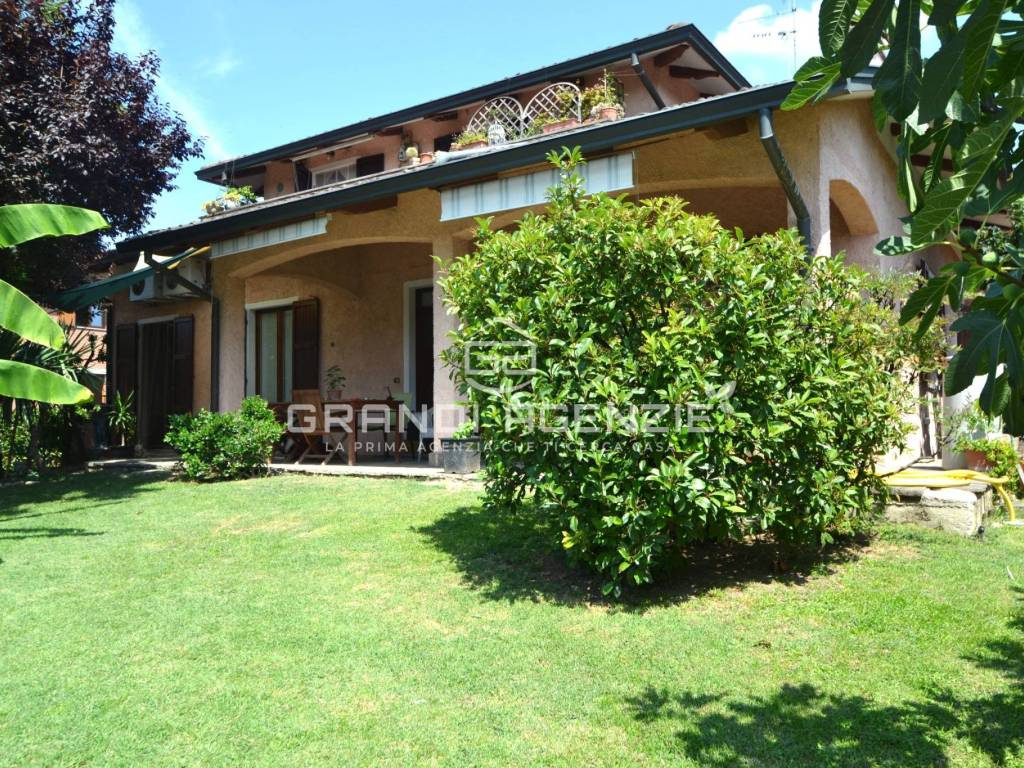 Villa a Montechiarugolo in Via Francesco Petrarca - Foto 5