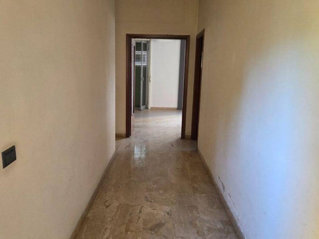Appartamento a Reggio calabria in Via Nazionale Archi, 16 - Foto 4