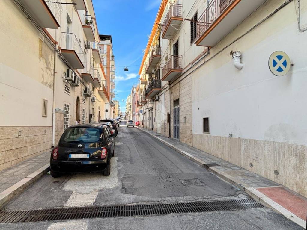 Appartamento a Manfredonia in Via S. Domenico Savio, 2 - Foto 3