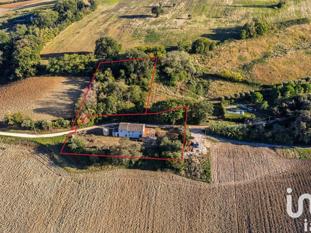 Rustico / casale a Civitanova marche in Strada savino, 90 - Foto 5