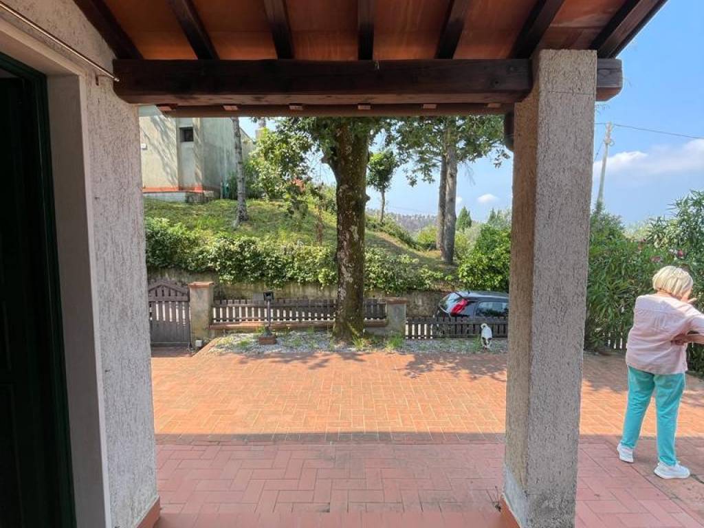 Villa a Massarosa in Via per Gualdo - Foto 2