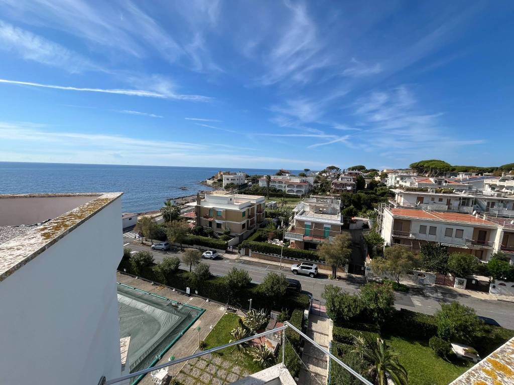 Appartamento a Santa marinella in Via del Carmelo - Foto 4