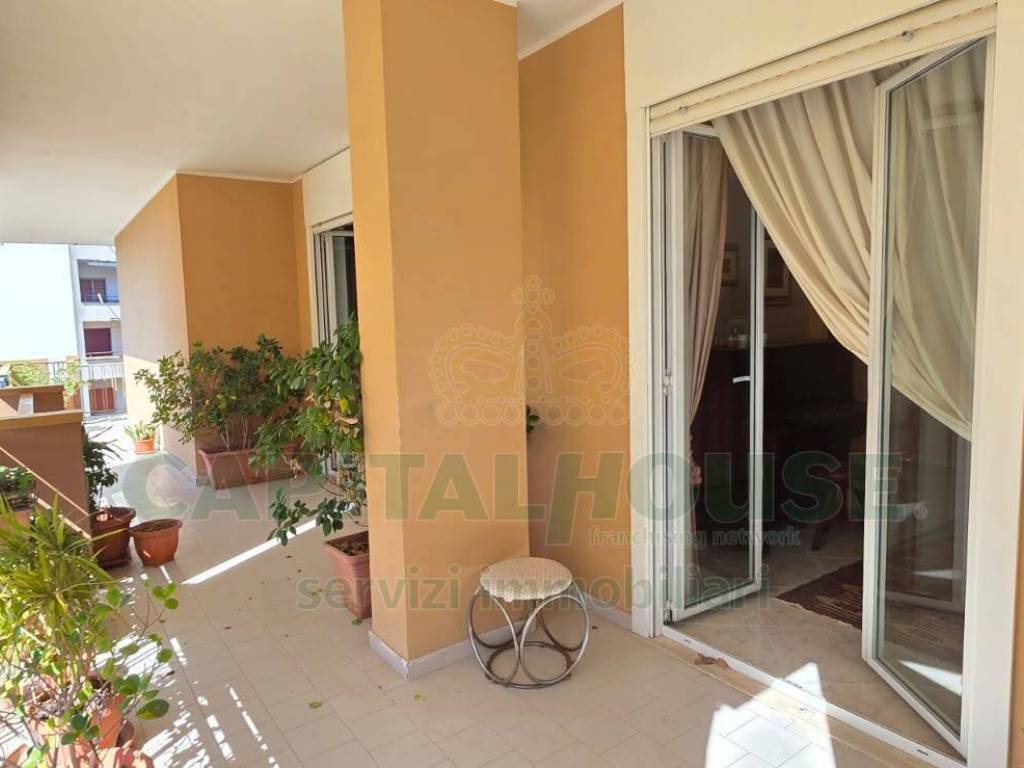 Appartamento a Caserta in Viale delle Querce, 9 - Foto 2