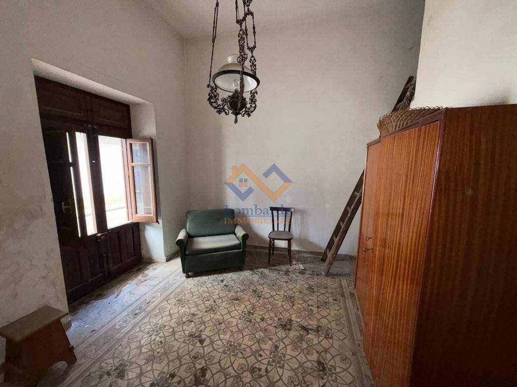 Casa indipendente a Castellammare del golfo in Via Francesco Crispi - Foto 4