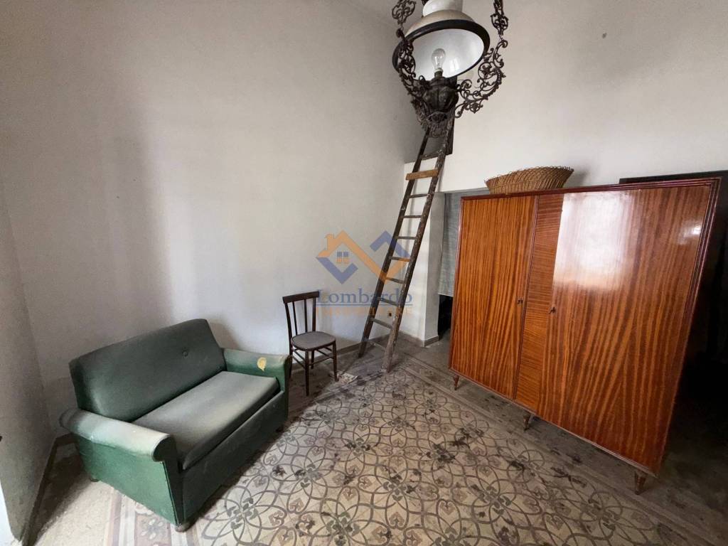 Casa indipendente a Castellammare del golfo in Via Francesco Crispi - Foto 5