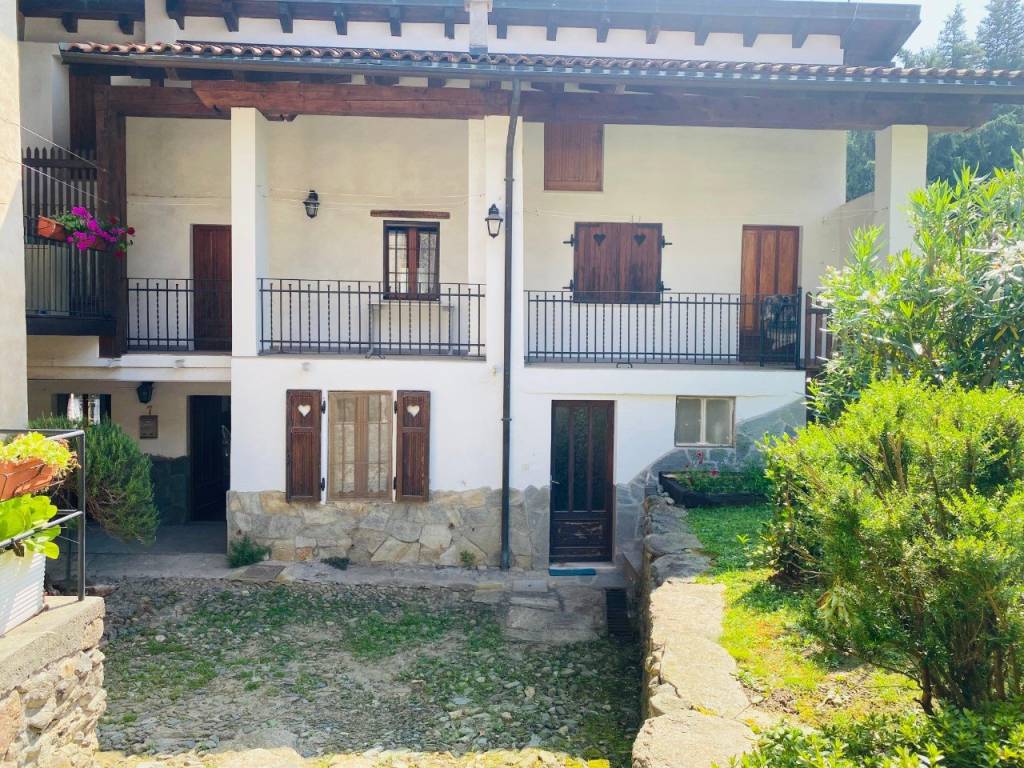 Casa indipendente a Netro in Via Maestra, 1 - Foto 2